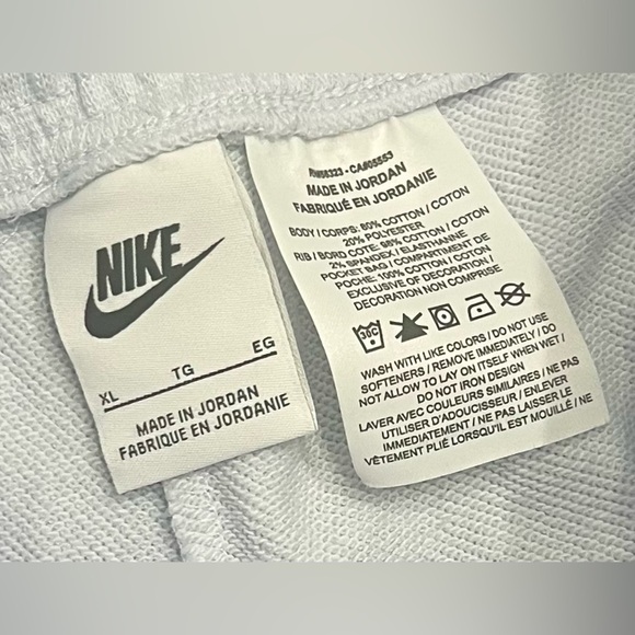 NWOT Nike Girls' Light Blue French Terry Athletic Shorts, XL - Picture 4 of 4